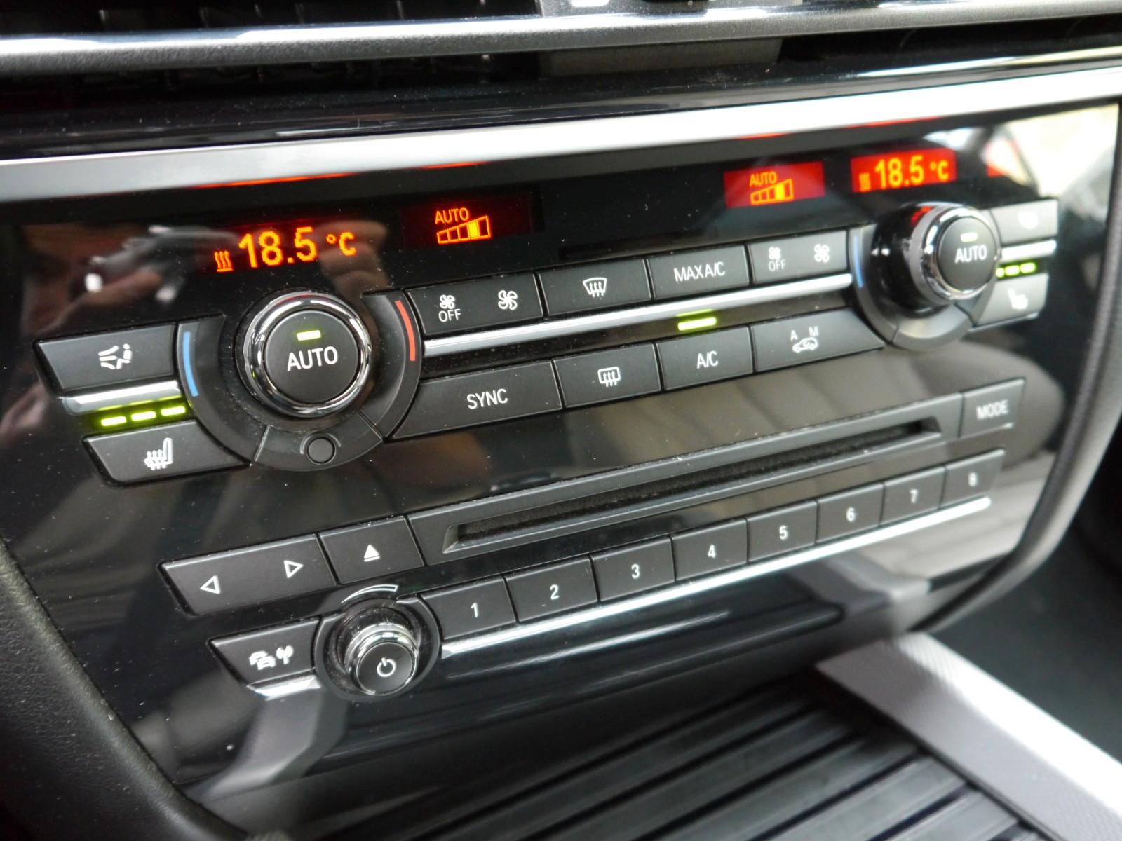 BMW X5 M50d F15 381 ch • BVA • H&K • Surround View • Head-Up Display