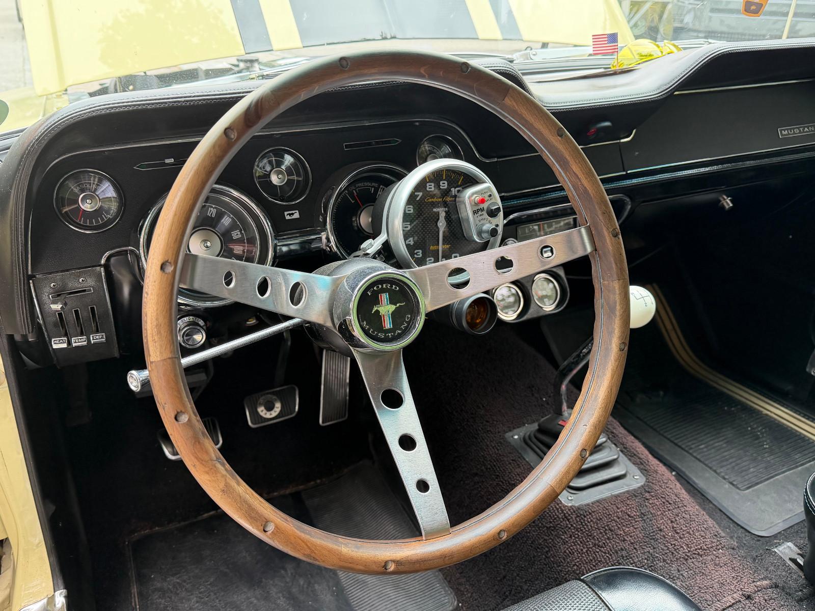 Ford 67er Mustang 4 Gang-Schalter + Hinterachssperre
