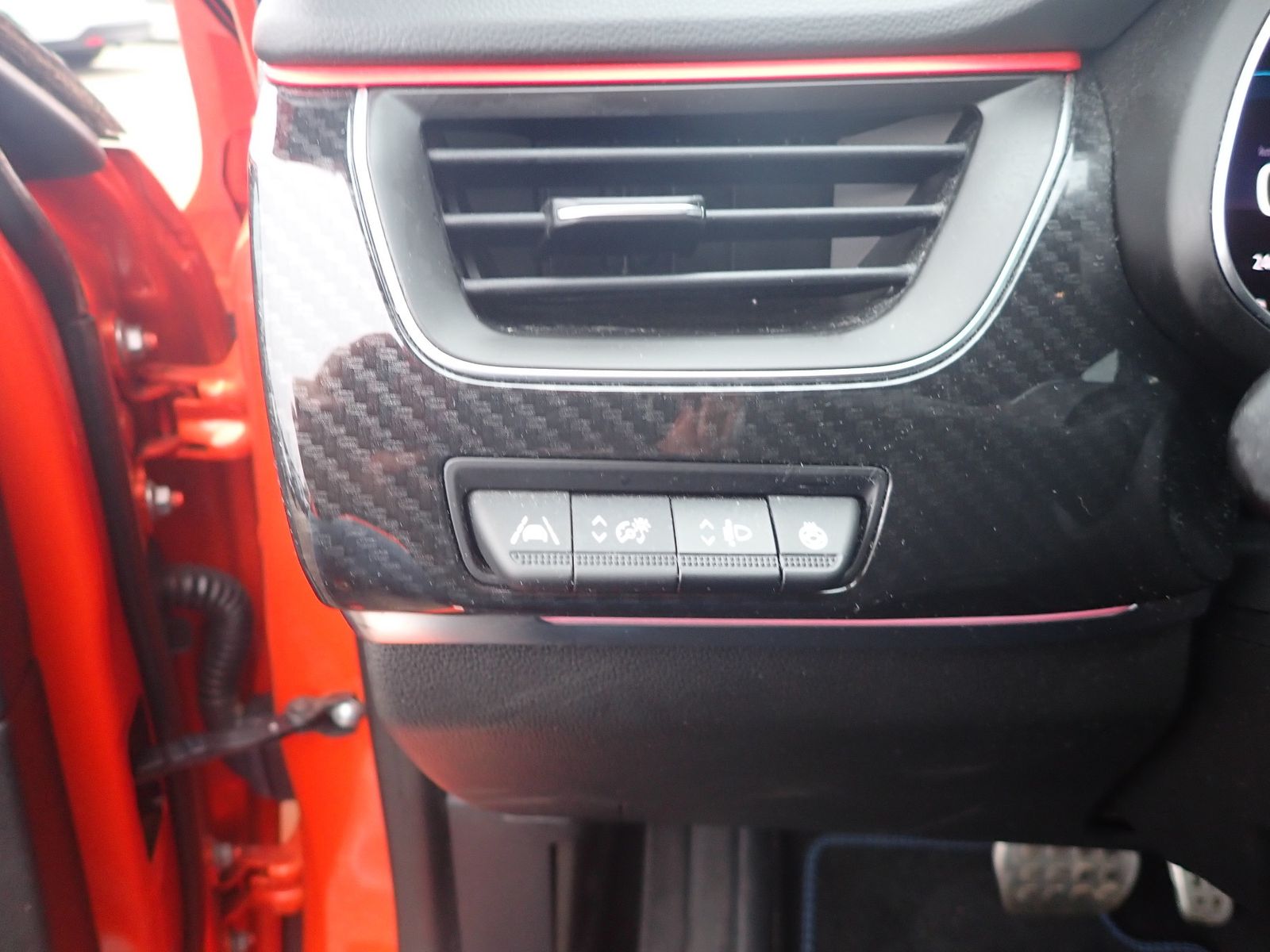 Fahrzeugabbildung Renault Arkana R.S. Line E-TECH 145