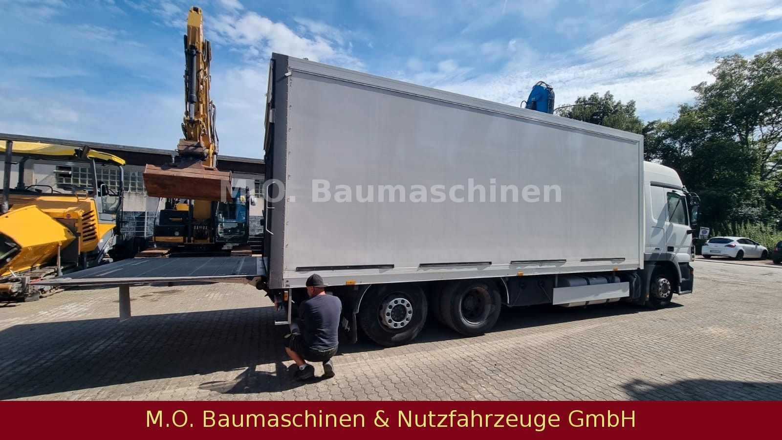 Fahrzeugabbildung Mercedes-Benz Actros 2541 L/6x2/Euro 5/Thermoking CD II MAX/