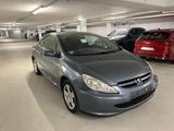 Peugeot 307 CC Cabrio-Coupe Basis Tüv Neu - Peugeot 307 in Duisburg
