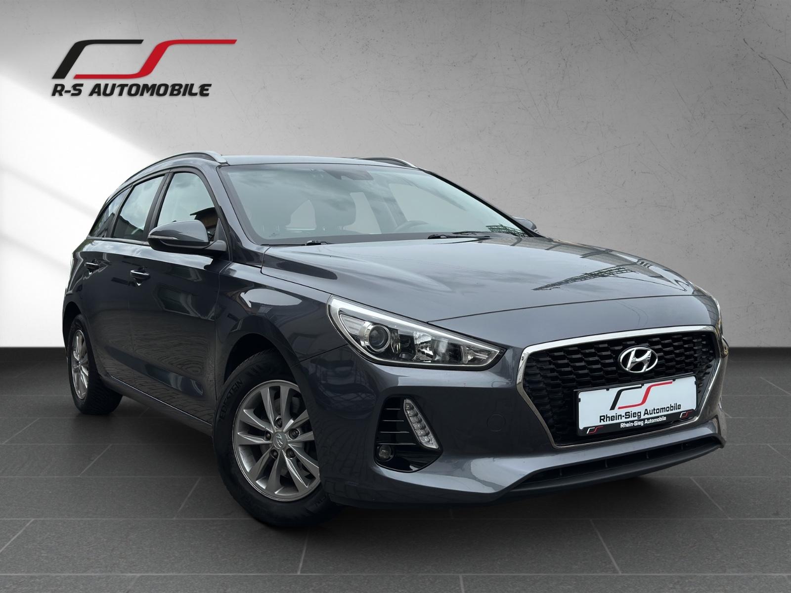Hyundai i30 cw Select*PDC*Tempomat*Alufelgen*Spurass.*