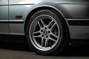1995 BMW M5 — миниатюра 20