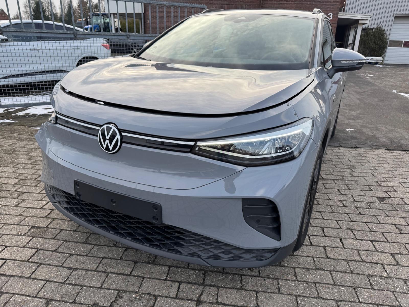 Volkswagen ID.4 Pure Performance 125 kW  25.000 KM