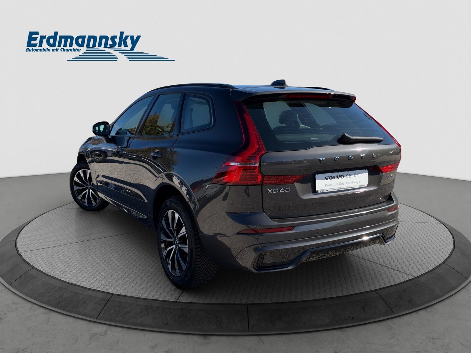 Volvo XC60 B4 Plus Dark AWD Navi LED AHK Standhz GJR foto 2