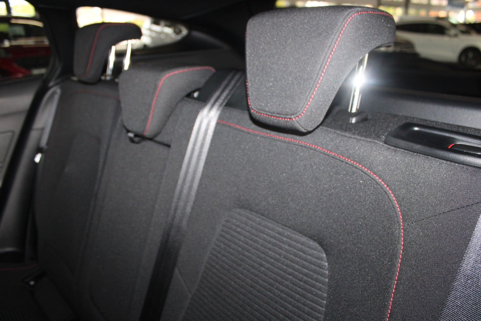 Fahrzeugabbildung Ford Focus ST-Line X Aut. LED ACC Pano HUD WinterPak.