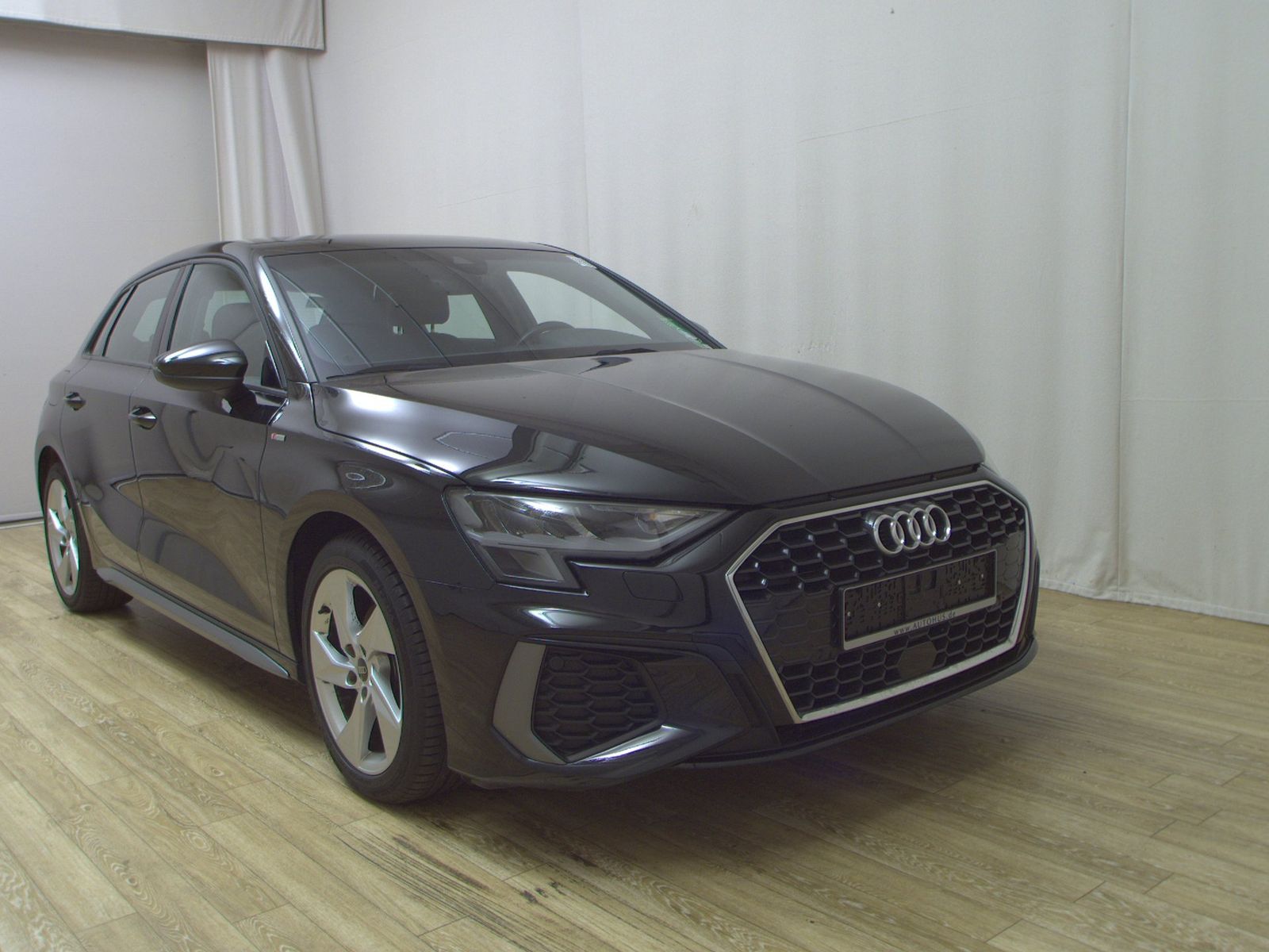 Audi A3 Sportback 30 TDI S-Line Navi LED Virtual Shz imagem 3