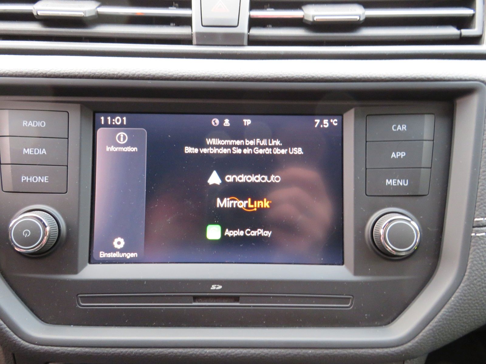 Fahrzeugabbildung SEAT Arona Xcellence LED SITZH.FULL-LINK  8-FACH 1.HD