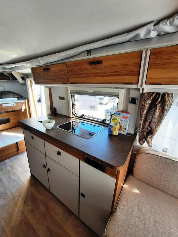 Fahrzeugabbildung HYMER / ERIBA / HYMERCAR Touring 560 Top Ausstattung  / 1.Hand