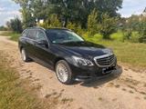 Mercedes-Benz E 400 4MATIC T ELEGANCE ELEGANCE - gebrauchte Mercedes-Benz E 400 aus dem Jahr 2013