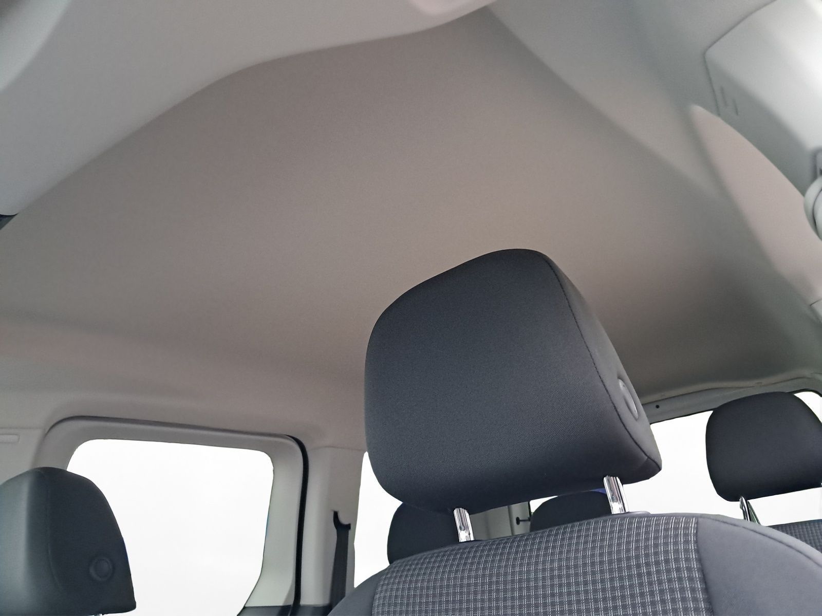 Volkswagen Caddy - Bild 10