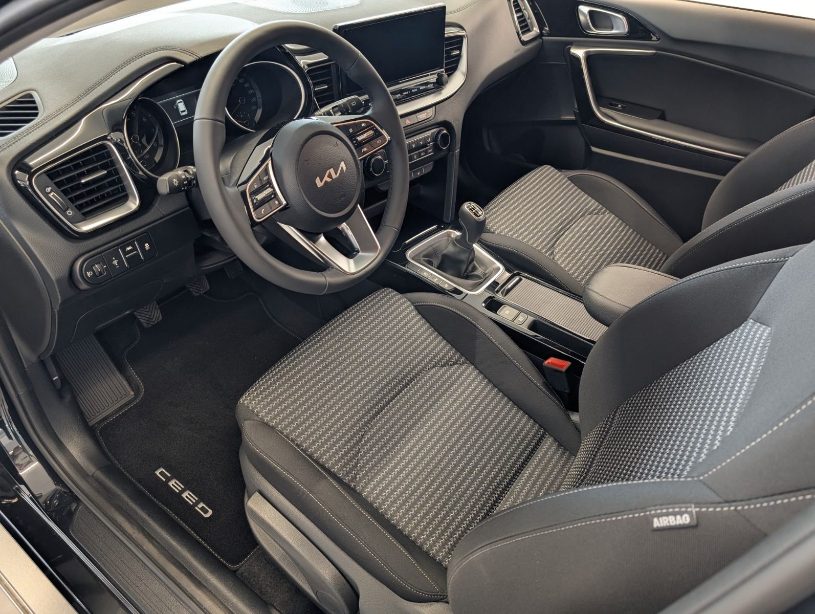 KIA cee'd Sporty Wagon cee'd Sportswagon 1.0 ULTIMATE Style WKR inkl. – Bild 37