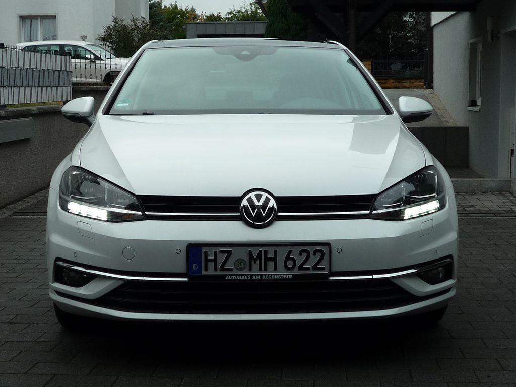 Image of Volkswagen Golf