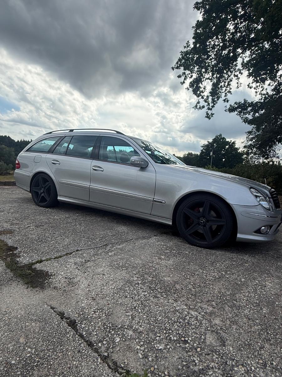 Mercedes-Benz E280 2004 — photo 7