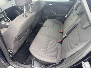 Ford Focus - 11