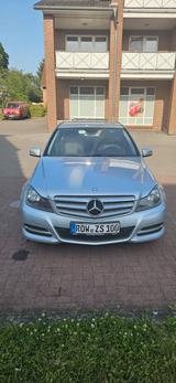 Mercedes-Benz 220 - Mercedes-Benz 220 in Hamburg