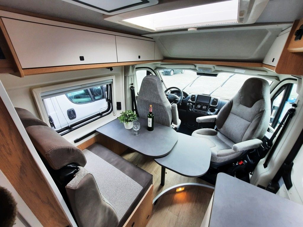 Fahrzeug Übersicht 9 Fahrzeugabbildung Hobby ONTOUR Van 600 FT Tageszulassung 11.045€ sparen