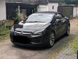 Opel cascada - Opel Cascada: Von Privat