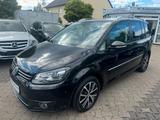 Volkswagen Touran Highline 2,0 TDI DSG BMT - VW Touran Gebrauchtwagen in Braunschweig