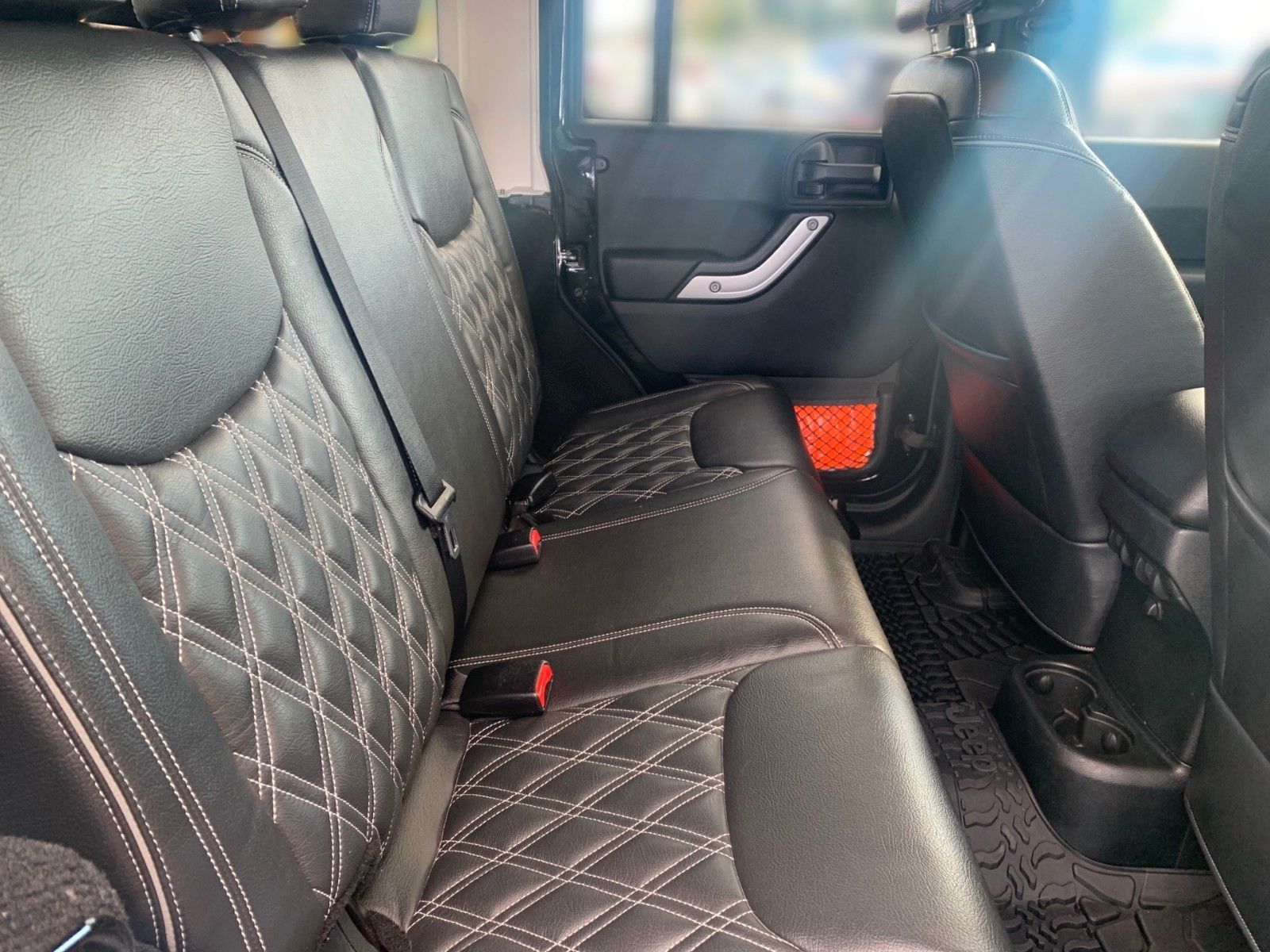 Jeep Wrangler Unlimited Hard-Top Umbau Automatik Rubi – Bild 5