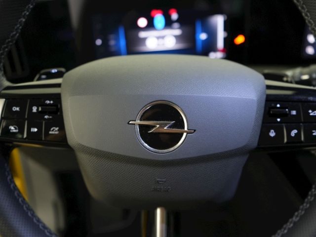 Astra L LIM BUSINESS ELEGANCE PHEV AT+LED+NAVI+R
