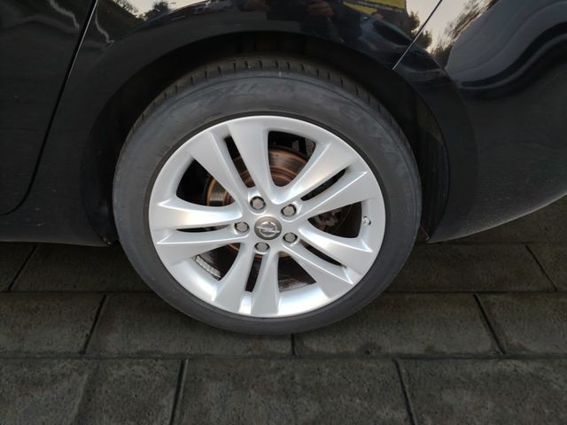 Zafira 1.4 Turbo Innovation // ACC / AHK