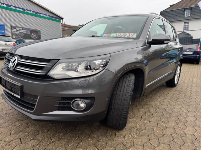 Volkswagen Tiguan 1,4 TSI Sport & Style mit Panoramadach