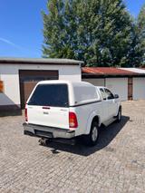 Toyota Hilux Extra Cab Life 4x4 - Toyota Hilux: Extra Cab