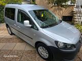 Volkswagen VW Caddy 1,2 - Volkswagen Caddy mit Benzin-Antrieb: Kombi, 1.2