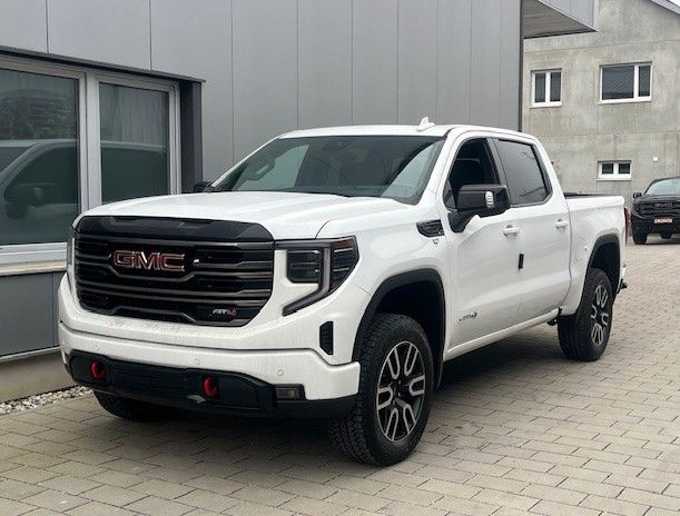 GMC Sierra 1500 AT4 Crew Cab Short Box MY2025