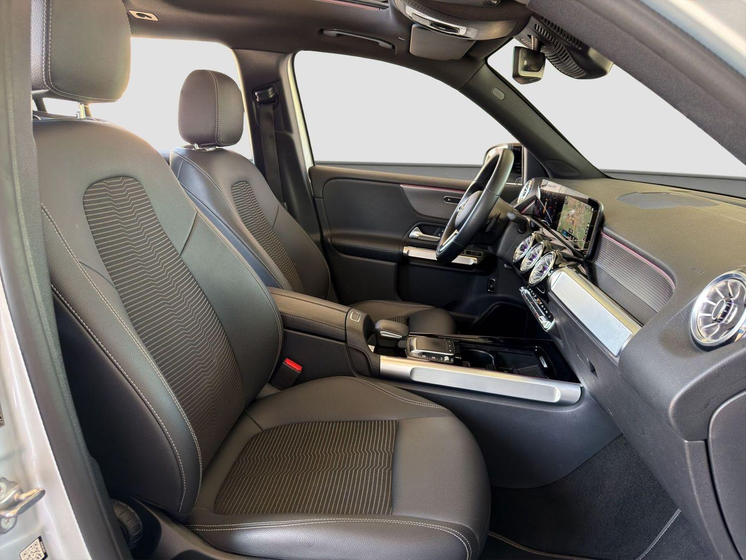 Mercedes-Benz GLB 7 Sitzer Panorama Navi LED PDC R-Cam AHK, миниатюра 12