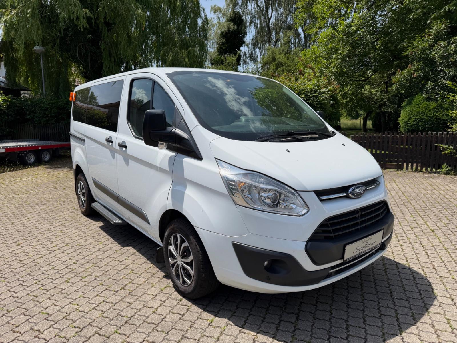 Ford Transit Custom 9 Sitze/Klima/Tüv Neu