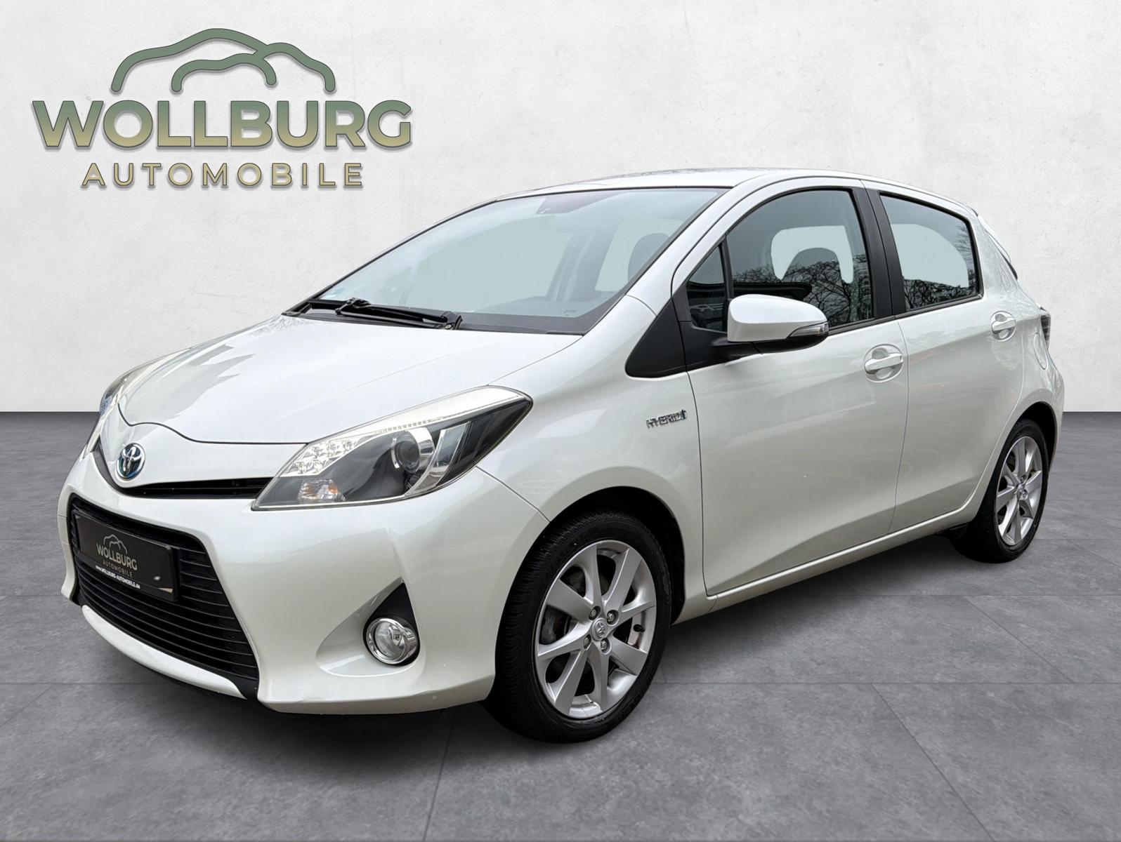 Toyota Yaris 1.5 Hybrid Club Navi/Kam/Tempomat/Keyless