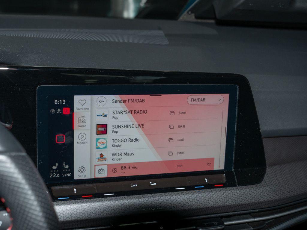 Volkswagen Golf VIII GTI 2.0 TSI Kamera LED APP Sitzhzg, миниатюра 9