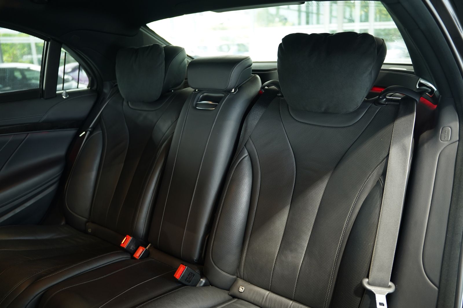 Mercedes Benz S 560