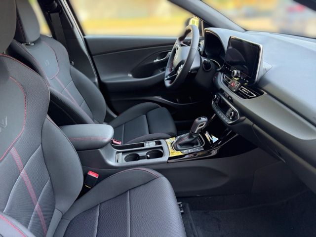 Fahrzeugabbildung Hyundai i30 Kombi (MY26) 1.6 T-GDI (150 PS) 7-DCT N Line