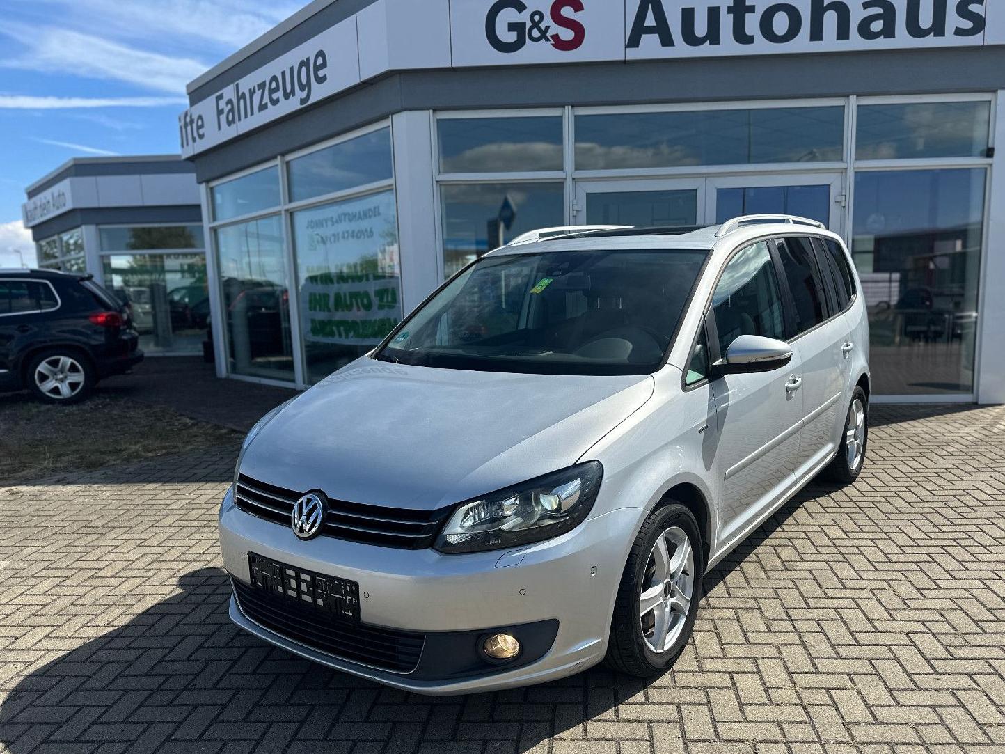 Volkswagen Touran Life*XEN*NAV*PANO*KAMERA*DSG*1.Hand*AHK*