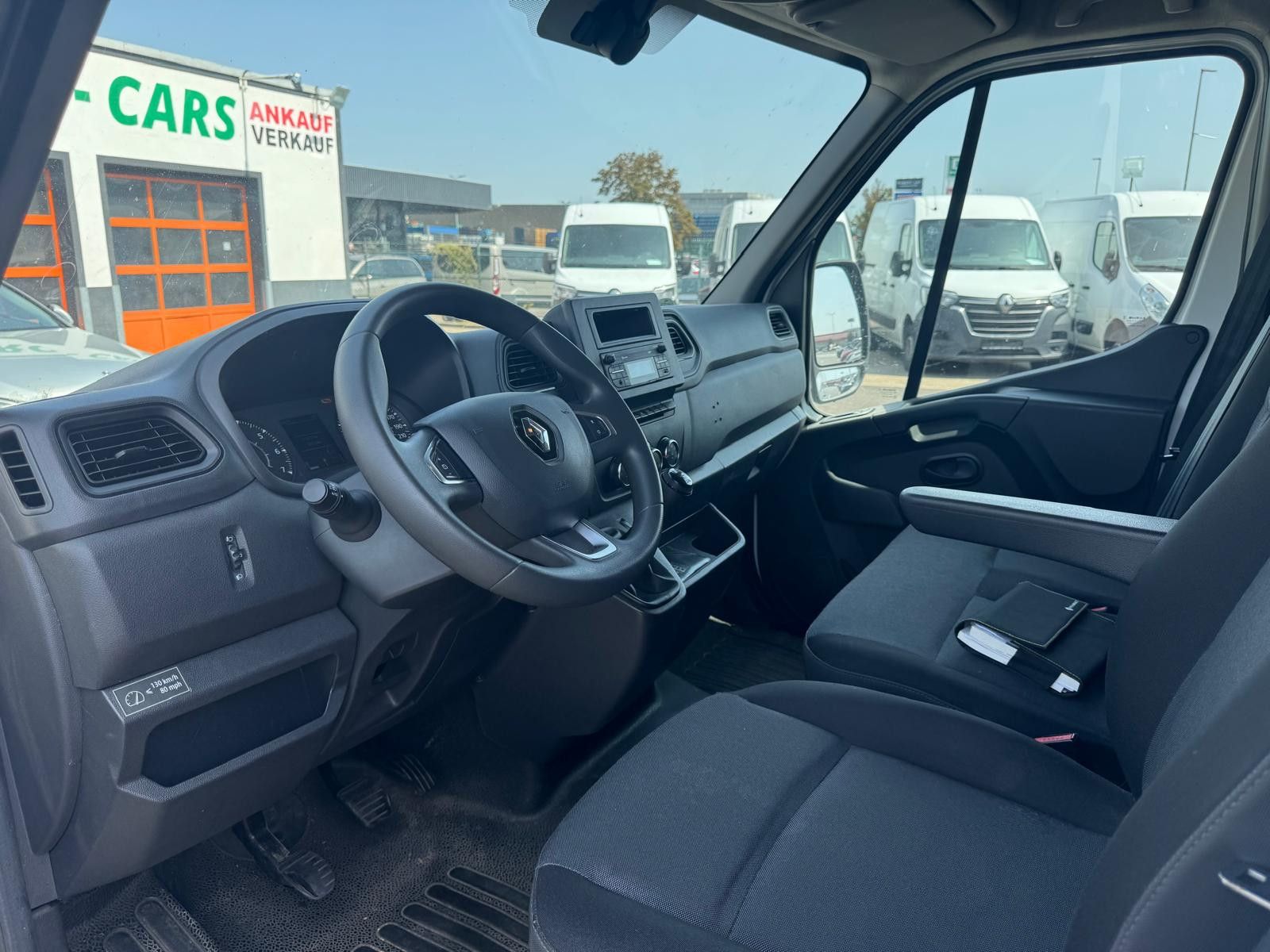 Fahrzeugabbildung Renault Master III Kasten L1H2HKa 3,5t/1.HAND/SCHECKHEFT