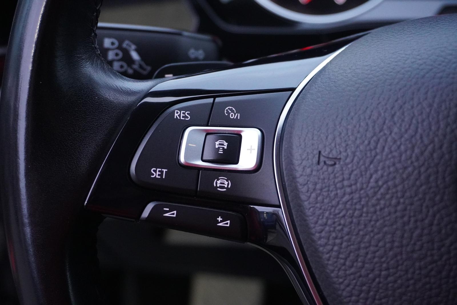 Volkswagen Touran 1.5 TSI DSG Highline LED Navi DAB ACC PDC, миниатюра 23