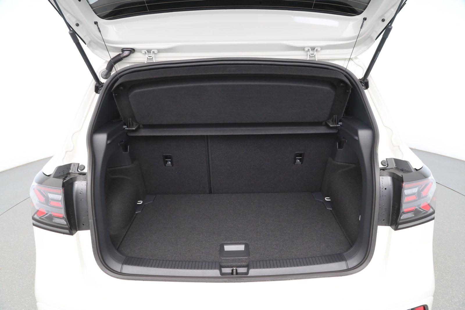 Volkswagen T-Cross - Bild 10