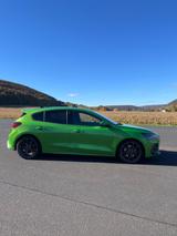 Ford Focus 2,3 EcoBoost ST X Auto ST X - Ford Focus: Grün, ST