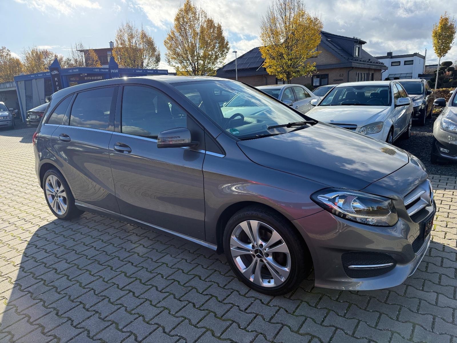 Mercedes-Benz B 180d Automatik Leder Navi Kamera
