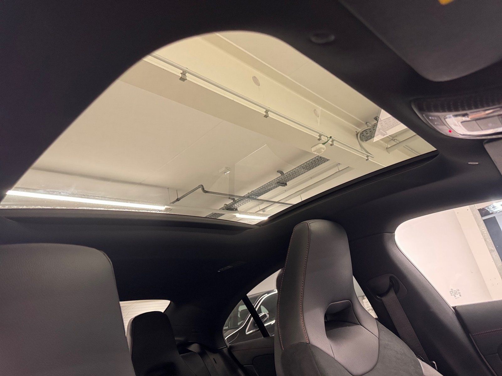 Fahrzeugabbildung Mercedes-Benz CLA 200 AMG Plus*Night*Pano*Distr*AHK*Totwin*HUD