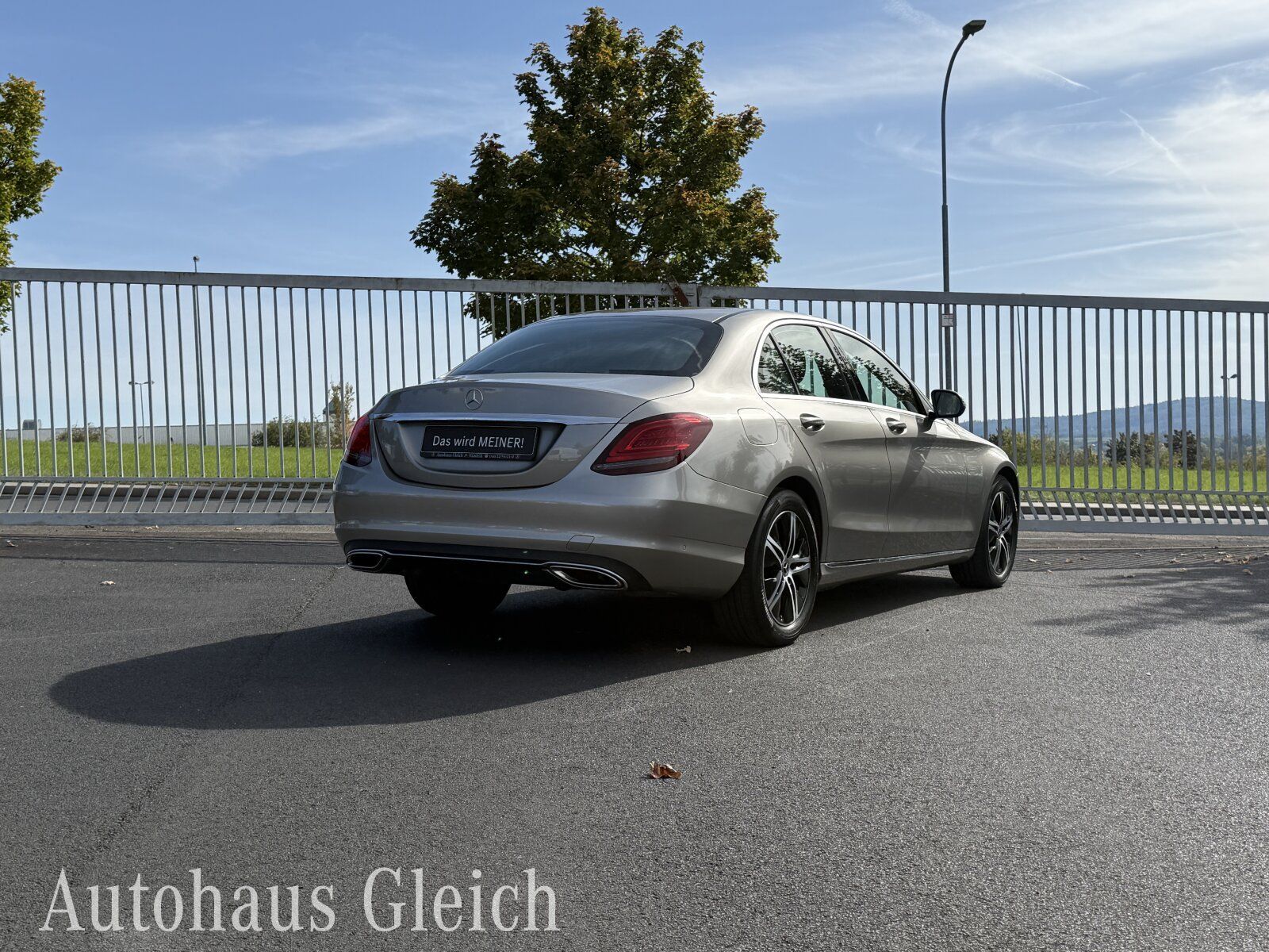 Fahrzeugabbildung Mercedes-Benz C 180 Avantgarde (EURO 6d-TEMP) COMAND APS/Navi