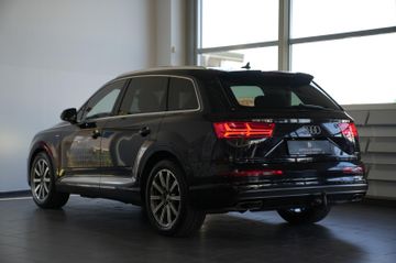 Audi Q7 - 11