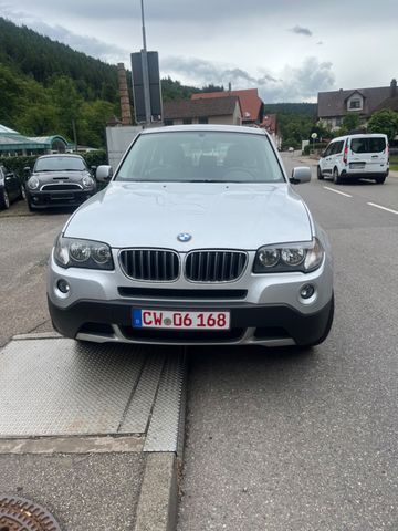 BMW X3 Baureihe X3 2.5si Autogas