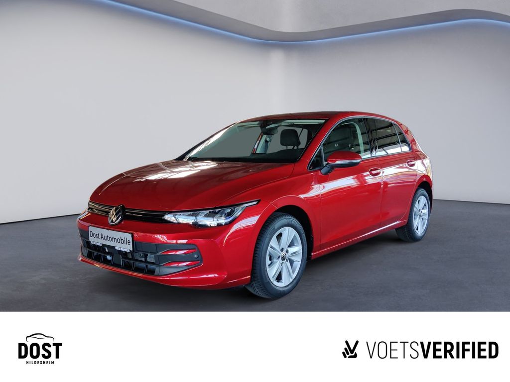 Volkswagen Golf VIII Lim. 1.5 TSI Life KAMERA+KLIMA+PDC+SHZ