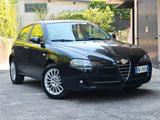Alfa Romeo 147 1.6 BENZINA 120cv / 61.000km / Un - Alfa Romeo 147 mit 5 Türen