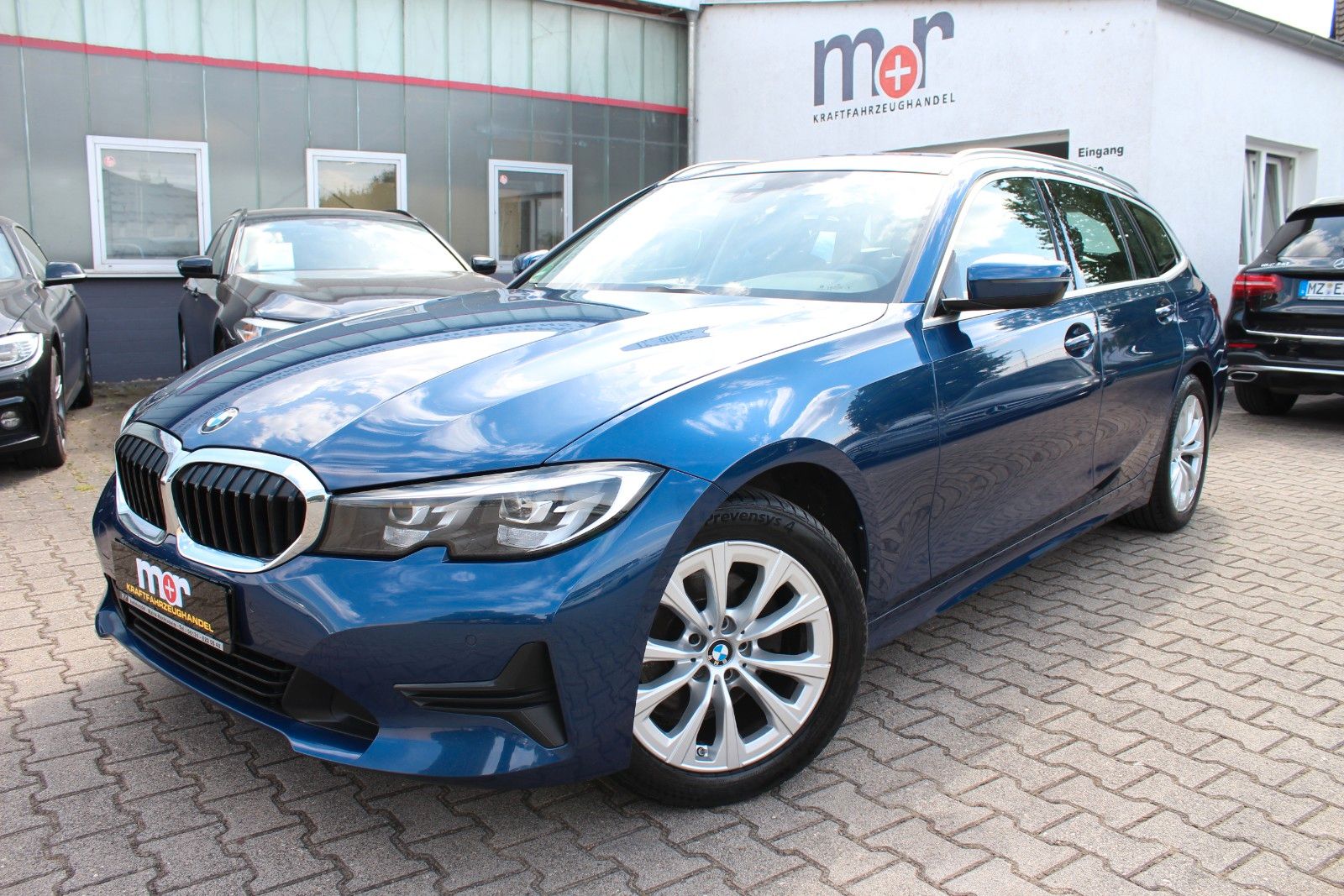 BMW 320 - 1