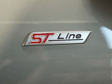 Ford Kuga ST-Line 1.5 AT AHK Navi Pano Kamera